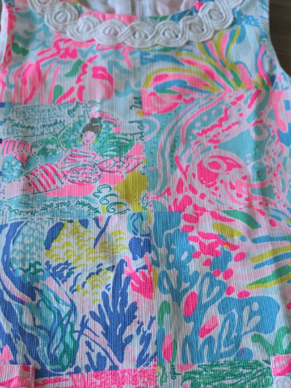 Little Lilly Pulitzer Girls Classic Shift Dress. Size 4 In Girls. LIKE NEW! - Picture 3 of 10